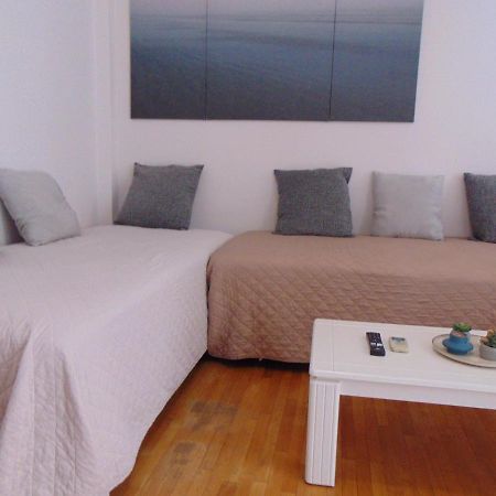 Lovely Equipped Apartment In Kallithea Ateny Zewnętrze zdjęcie