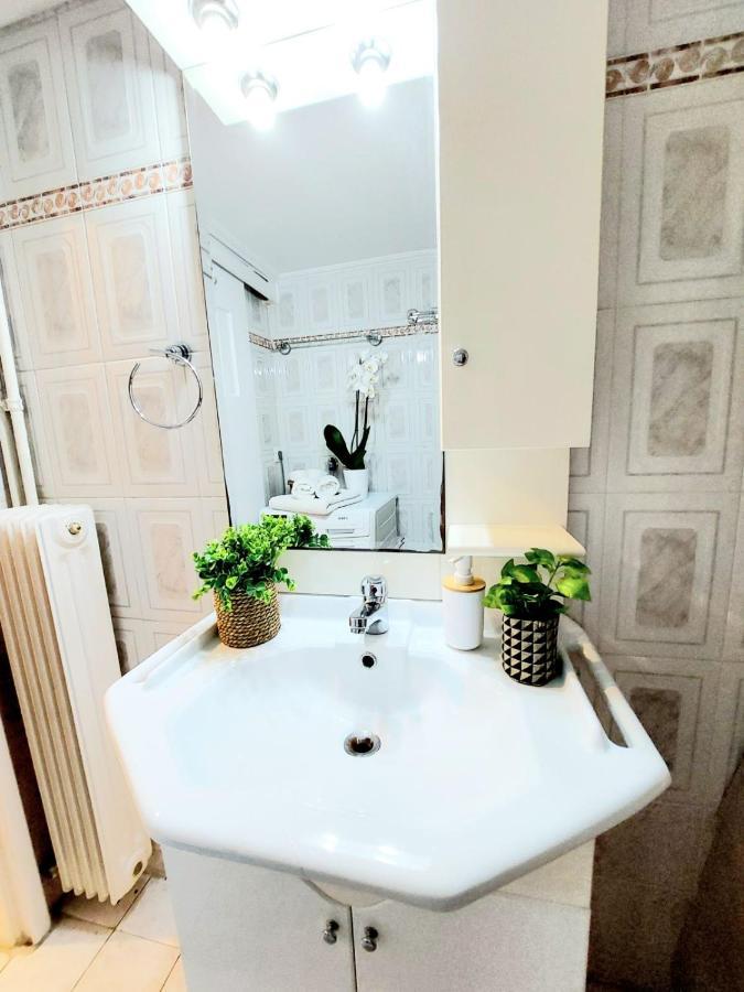 Lovely Equipped Apartment In Kallithea Ateny Zewnętrze zdjęcie